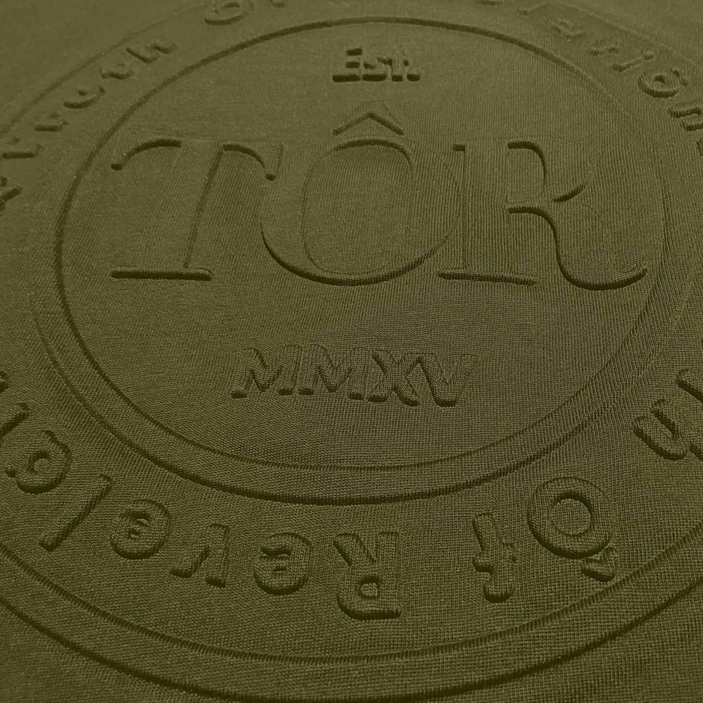 TÔR Embossed Fitted T-shirt - Green
